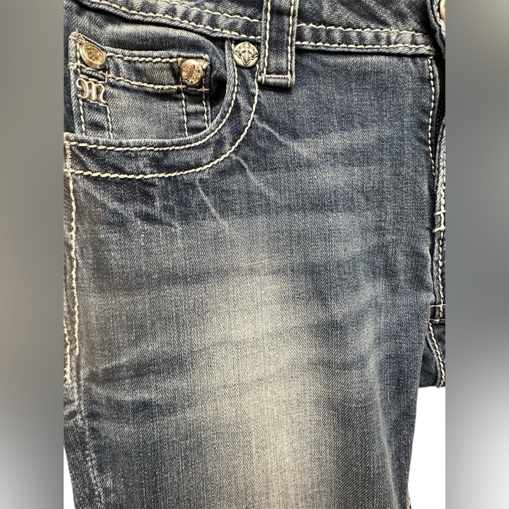 Miss Me Signature Bootcut Blue Jeans Women’s Embellished Pockets 28 Denim Y2K - Picture 9 of 9